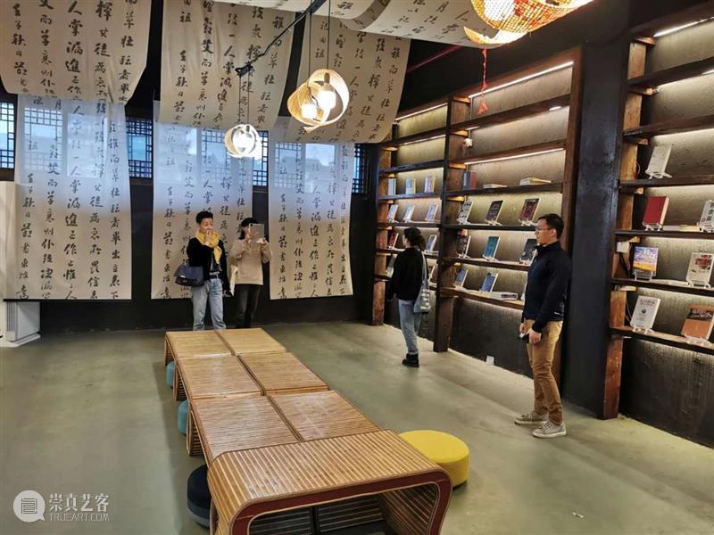 与众不同，别开生面——“第七届中国先锋戏剧青年设计师提名展”拉开序幕 中国 先锋 戏剧 青年 设计师 提名展 上方 中国舞台美术学会 右上 星标 崇真艺客