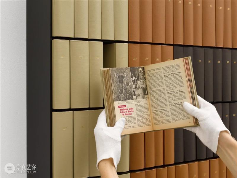 【白立方中文线上展厅】西斯特·盖茨(Theaster Gates)伦敦弗里兹艺博会个人项目 Gates 西斯特·盖茨 立方 个人 项目 弗里兹 伦敦 线上 展厅 中文 崇真艺客