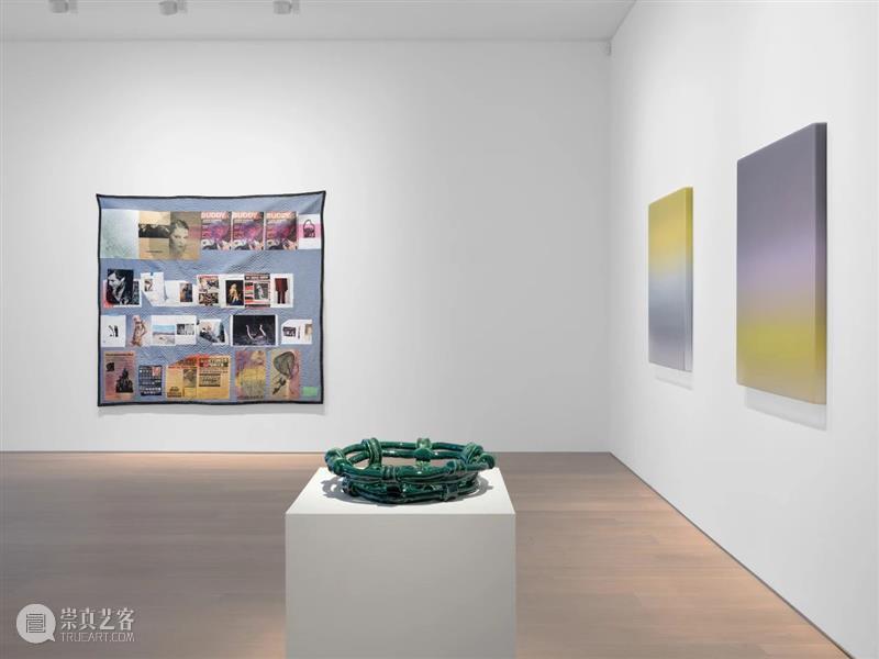 Simon Lee 画廊正在展出｜弗里兹线上展厅 画廊 弗里兹 线上 展厅 Lee LEE 伦敦 空间 作品 下方 崇真艺客