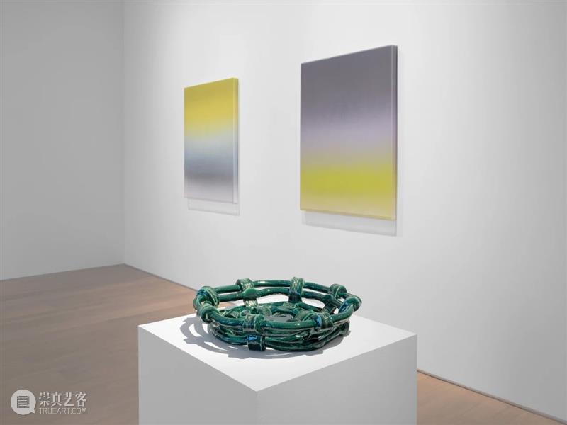 Simon Lee 画廊正在展出｜弗里兹线上展厅 画廊 弗里兹 线上 展厅 Lee LEE 伦敦 空间 作品 下方 崇真艺客