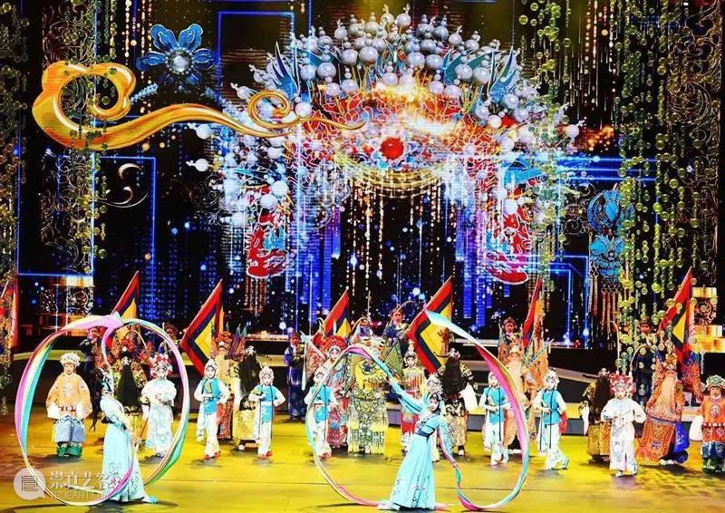 “我和祖国一起成长”主题活动在国家大剧院成功举办 国家大剧院 祖国 主题 活动 中国 中国宋庆龄基金会 中国福利会 北京市教育委员会协办 全国 青少年 崇真艺客