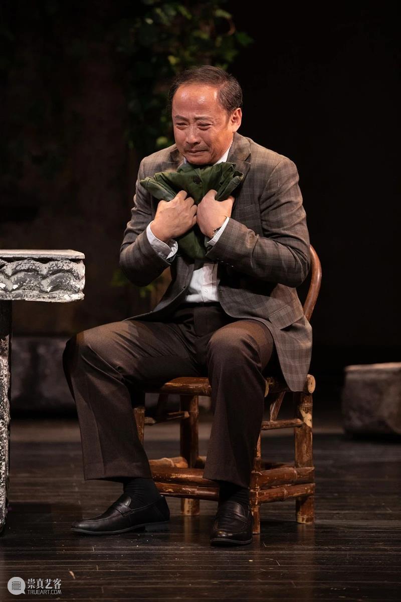 《家客》再归来 | 周野芒、宋忆宁、钱程同台飚戏叙说人生! 家客 周野芒 宋忆宁 钱程 人生 1976.m4a00 主题曲 话题 时代 巨人 崇真艺客