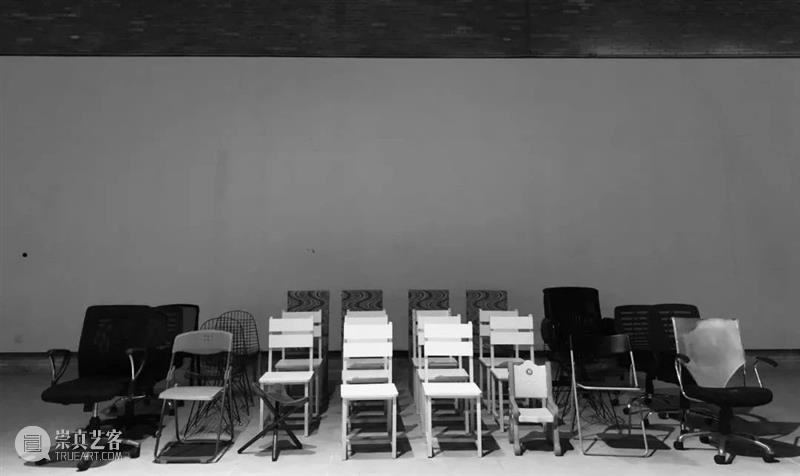 2020 OCT-LOFT公共艺术展 | 废弃家具只是放错位置的资源。 资源 OCT LOFT 家具 位置 艺术展 目光 器物 物品 需求 崇真艺客