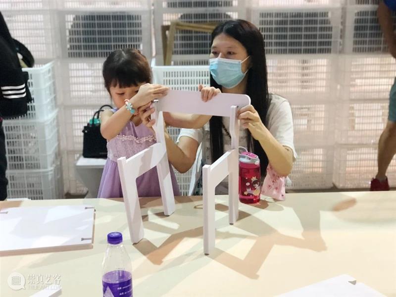 2020 OCT-LOFT公共艺术展 | 废弃家具只是放错位置的资源。 资源 OCT LOFT 家具 位置 艺术展 目光 器物 物品 需求 崇真艺客