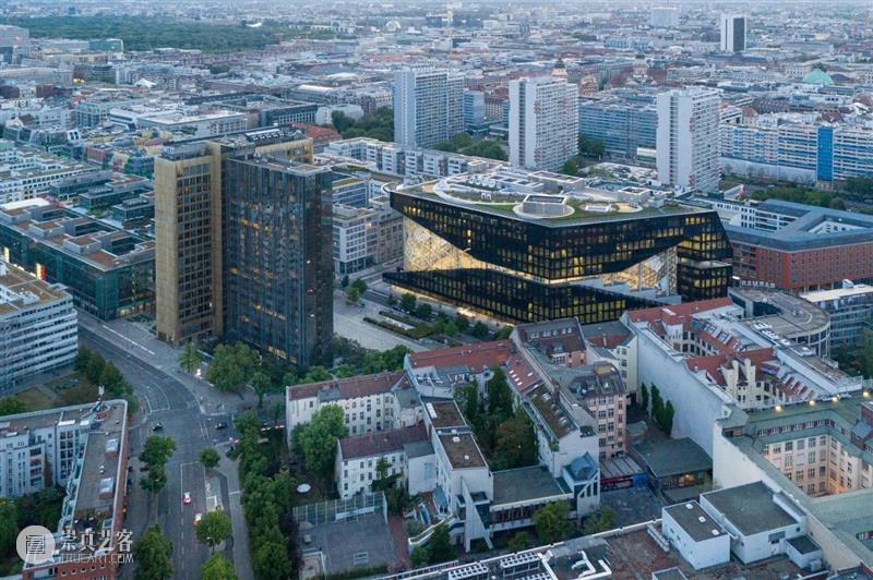 OMA 新作：Axel Springer 柏林园区，‘镜像’台地式中庭 园区 柏林 中庭 OMA 镜像 新作 Axel Springer Springer出版集团 大楼 崇真艺客