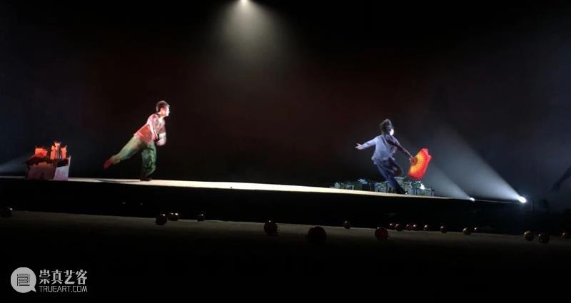 《骑兵》《石榴花开》《红旗》《努力餐》《朱自清》——五部“荷花奖”作品精彩剧照赏析 荷花奖 作品 骑兵 朱自清 石榴花开 红旗 努力餐 剧照 上方 中国舞台美术学会 崇真艺客