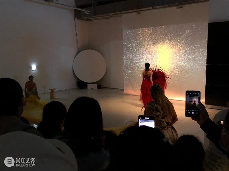 时代·回顾| 展中戏——《经·山海》 山海 时代 中戏 中央戏剧学院 学术 数字 戏剧 亚洲 艺术展 亮点 崇真艺客