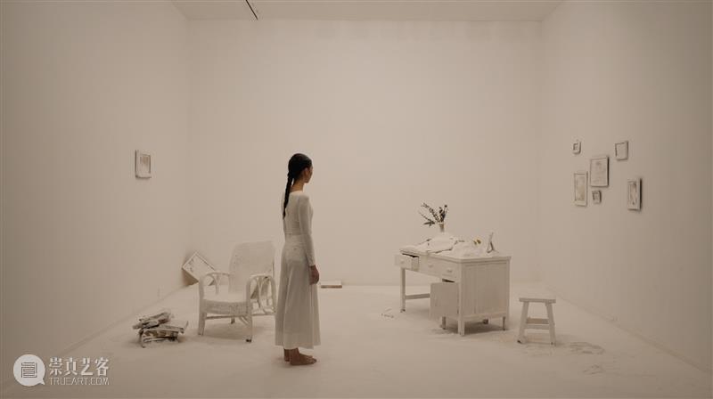 一人多形,多人同影 一人 舞蹈家 李倩 彭捷 今日美术馆 范勃:无形的剧场 舞蹈 命题 作品 意义 崇真艺客