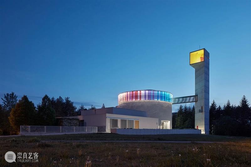 彩虹教堂 / Atelier Stepan 博文精选 ADCNews 教堂 彩虹 Boys Play 建筑师 MarekJan těpán 过去 概念 天堂 崇真艺客