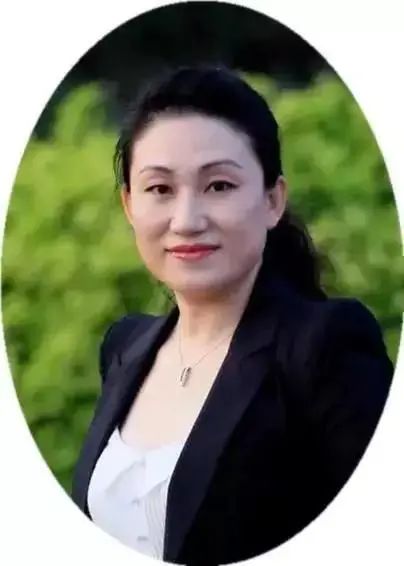 不平凡的2020，来读诗，来歌唱吧！ 唱吧 金色 国会大厦 圆顶 月光 合金 外形 细节 神话 原型 崇真艺客