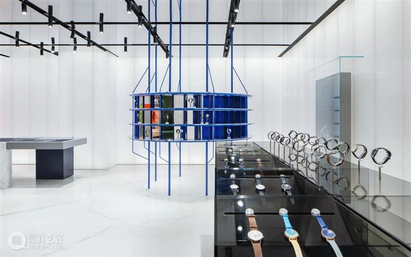 材质的对比，MOMIC 手表品牌集合店 / 西涛设计工作室 西涛设计工作室 手表 品牌 MOMIC 材质 Studio 蜜糖 白色 大理石 体块 崇真艺客