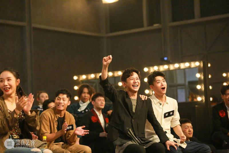 9.6分！“神仙打架”超惊艳！如果能在剧院看到他们…… 神仙 剧院 何炅 沈伟 沈培艺 张艺兴 风暴 国内外 舞蹈 大师 崇真艺客