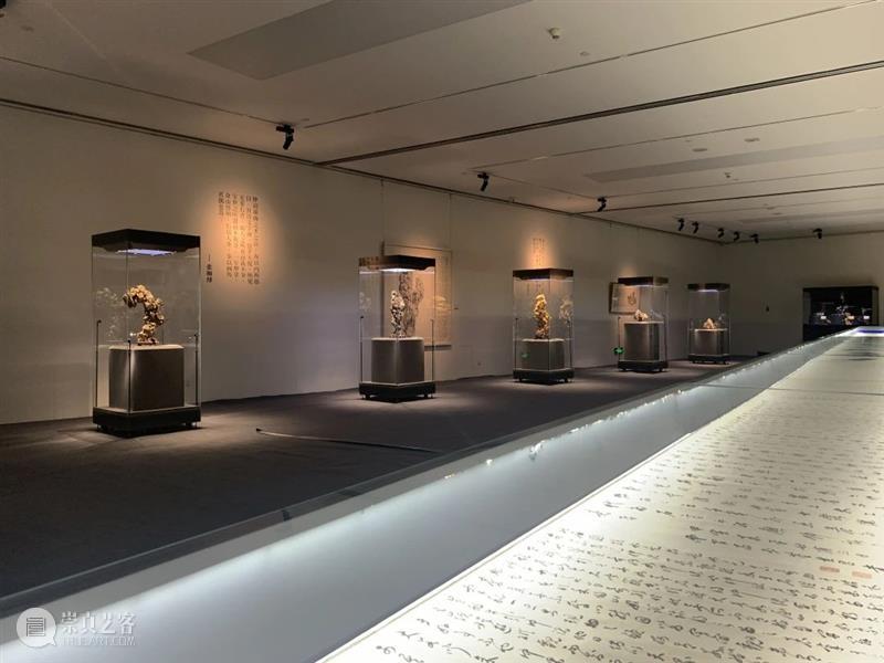 【保利拍卖十五周年】《岩壑奇姿——吴彬〈十面灵璧图卷〉特展》图录重磅推出 吴彬 岩壑奇姿 图录 保利拍卖 十面灵璧图卷〉特展 重磅 保利艺术博物馆 奇姿 十面灵璧图卷 特展 崇真艺客