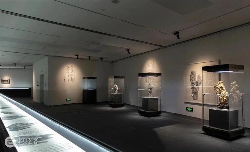 【保利拍卖十五周年】《岩壑奇姿——吴彬〈十面灵璧图卷〉特展》图录重磅推出 吴彬 岩壑奇姿 图录 保利拍卖 十面灵璧图卷〉特展 重磅 保利艺术博物馆 奇姿 十面灵璧图卷 特展 崇真艺客