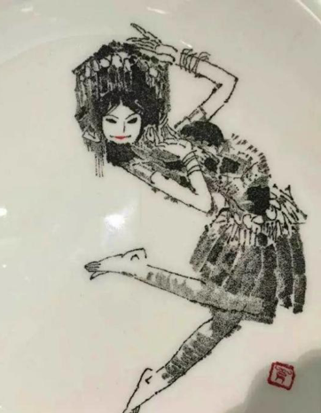 【活动预告】艺粟工坊×工艺美院 | 瓷刻书盘画体验 活动 艺粟工坊 工艺美院 瓷刻书盘画 上海 市民 终身 文化 艺术 基地 崇真艺客