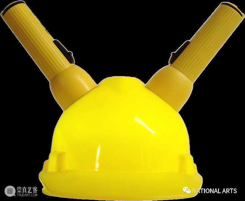 国家美术·人物丨周文斗：无用之用 国家 美术 人物 丨周文斗 物品 使用价值 艺术 价值 之间 距离 崇真艺客