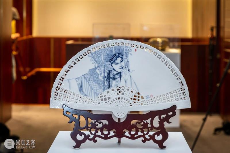 冲破疫情阴霾,“技艺中国”主题展在英顺利举办 技艺 中国 疫情 主题展 阴霾 伦敦 手工艺周 主题 伦敦杜克街71号 该展 崇真艺客