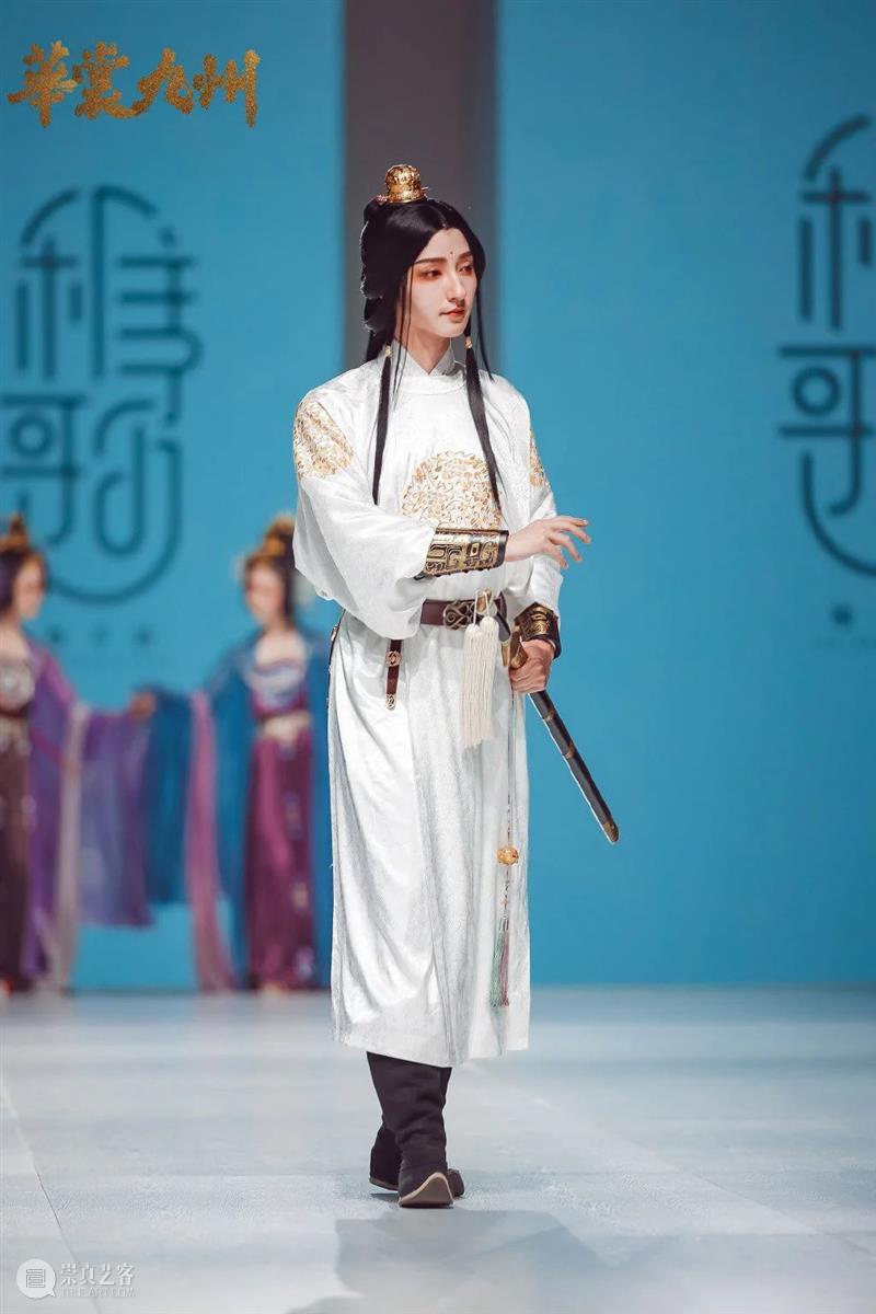 汉服走秀因“吵架”火上微博热搜,1000万网友围观心疼!热爱岂能用钱赔偿? 汉服 微博 网友 本文 公众 efifan 很多人 成都 华裳 九州 崇真艺客