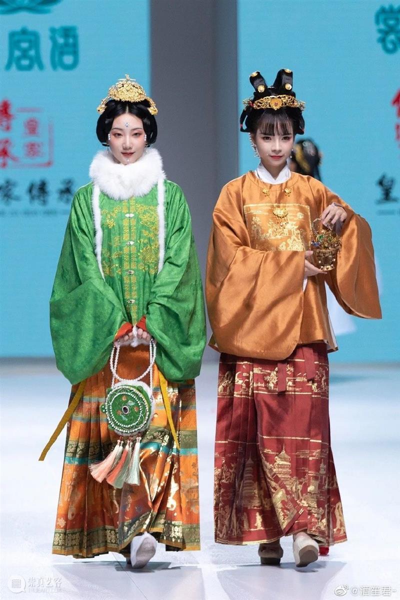 汉服走秀因“吵架”火上微博热搜,1000万网友围观心疼!热爱岂能用钱赔偿? 汉服 微博 网友 本文 公众 efifan 很多人 成都 华裳 九州 崇真艺客