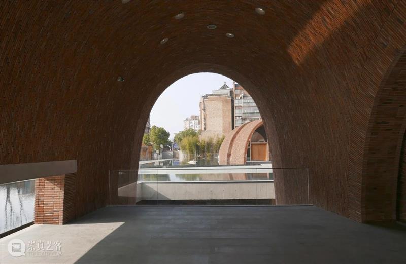 建筑丨创造与根源:景德镇御窑博物馆 建筑 根源 景德镇御窑博物馆 上方 中国舞台美术学会 右上 星标 本文 朱锫 studio 崇真艺客