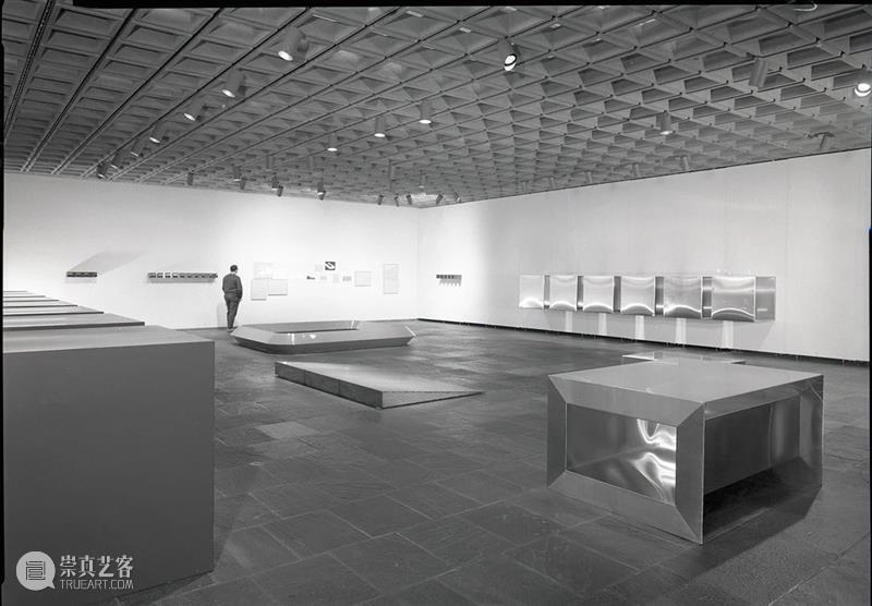 卓纳纽约新展 | 《唐纳德·贾德：1970-1994年间的艺术作品》（Donald Judd） 卓纳 唐纳德 贾德 Donald Judd 艺术 作品 纽约 画廊 无题 崇真艺客