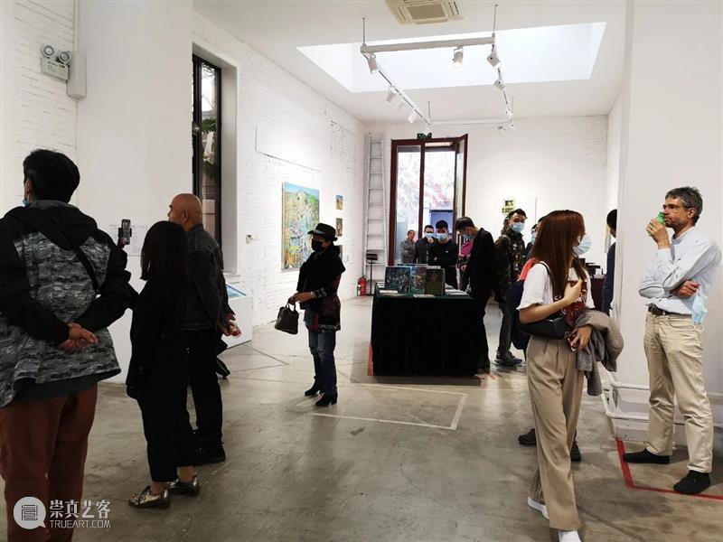 开幕分享 |  一个时间的富有者 - 农少华个展现场！ 时间 富有者 农少华 个展 现场 you November scene 嘉宾 艺术家 崇真艺客