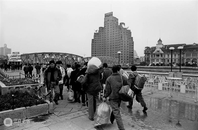 【中华艺术宫 | 旁逸斜出】看生活百态,写出最美画卷 百态 生活 画卷 中华艺术宫 海上 温情 城厢 街区 世间 龚建华 崇真艺客