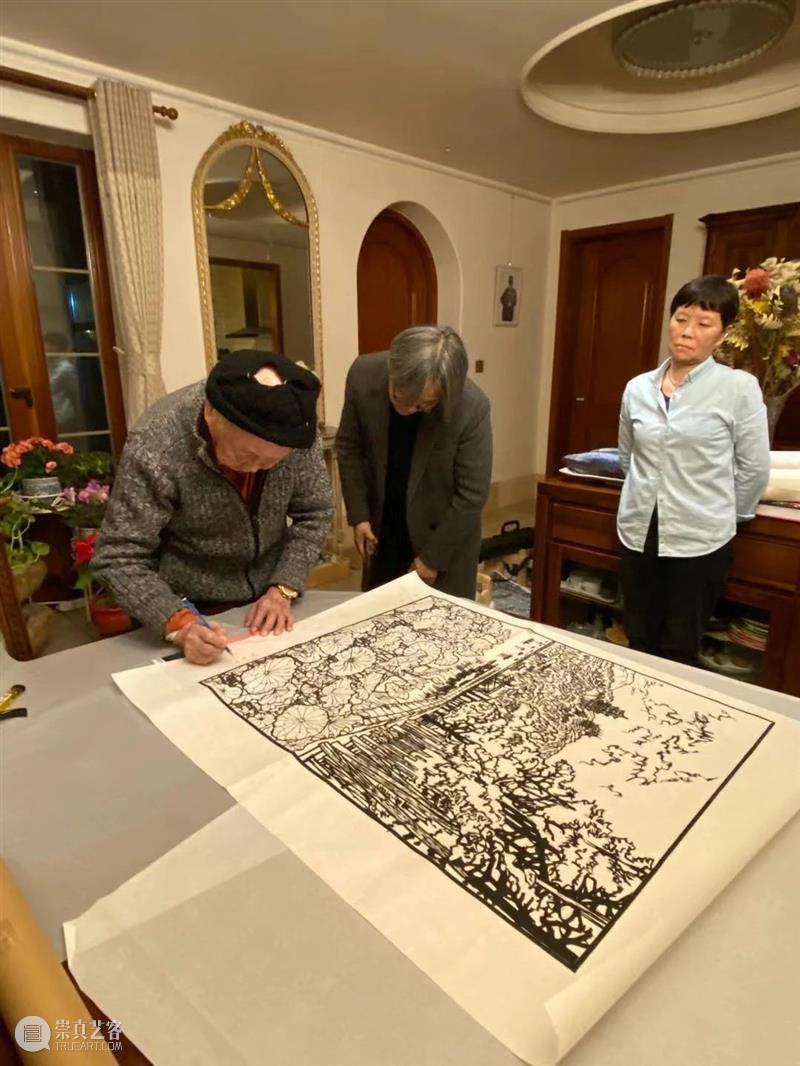 黄永玉将北京奥运主题巨幅作品《中国=mc²》捐赠给北京画院 黄永玉 中国 北京 奥运 主题 作品 北京画院 油画 版画 艺术展 崇真艺客