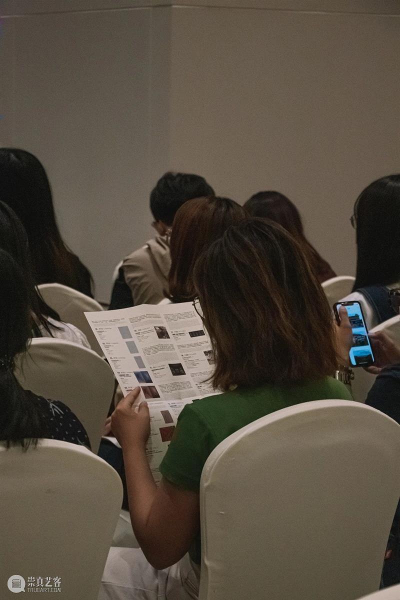 HOW 开幕论坛回顾 | “变量的活力”：算法的覆盖 崇真艺客