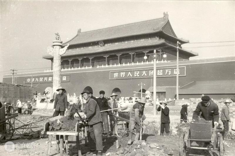 写作｜叶华：1959年的天安门广场改建工程摄影 叶华 天安门广场 工程 杜琳 Eva 中国 摄影史 身份 摄影师 德国 崇真艺客