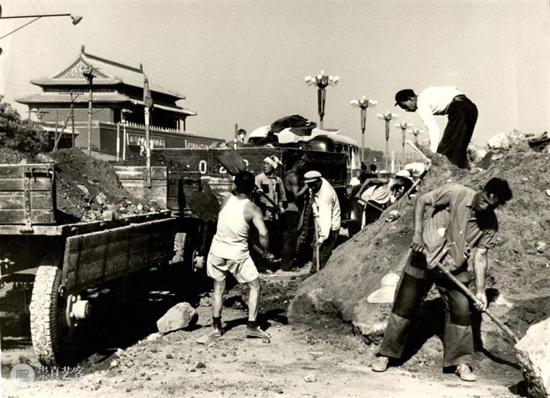 写作|叶华:1959年的天安门广场改建工程摄影 叶华 天安门广场 工程 杜琳 Eva 中国 摄影史 身份 摄影师 德国 崇真艺客