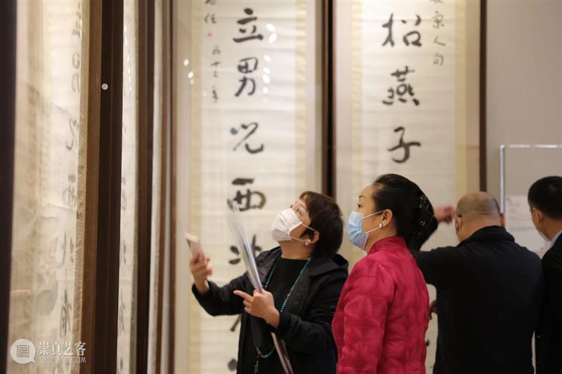 中贸圣佳25周年春拍预展圆满落幕,明日正式举槌! 预展 拍卖会 Sungari Anniversary Auction Preview 地点 北京千禧大酒店 北京市朝阳区东 三环 崇真艺客