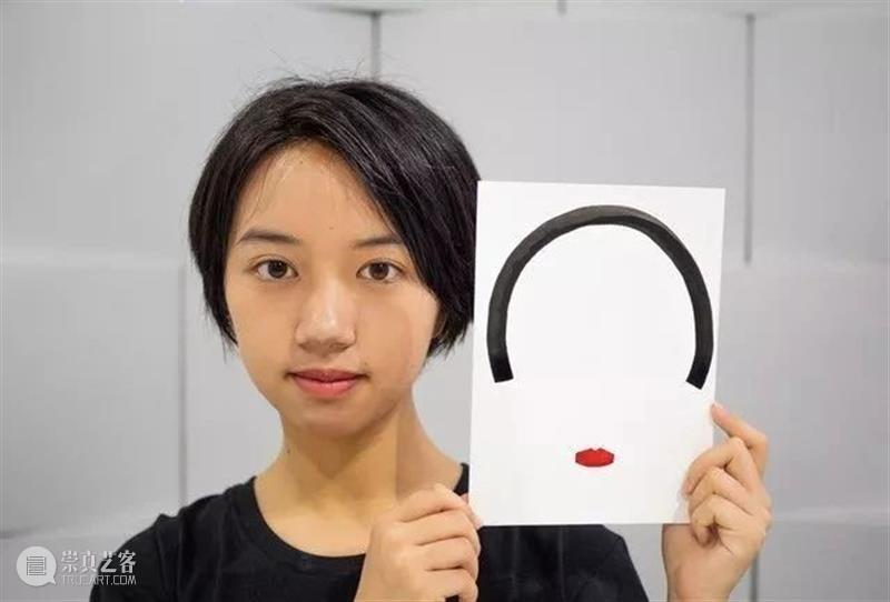 太神奇啦!这个“自动售画机”里藏着毕加索,3分钟就能看到抽象派的自己! 毕加索 画机 抽象派 小时候 好朋友 机器 相框 经历 大头贴 历史 崇真艺客