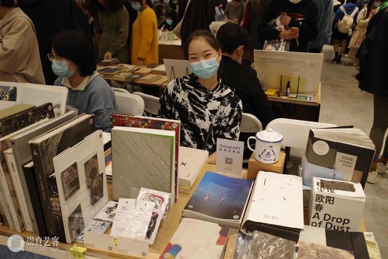 今天你错过了什么？| UNFOLD 2020艺术书展 UNFOLD 艺术 书展 Creek Soho Loft M50创意园 上海艺术书展组委会 上海 帷幕 崇真艺客