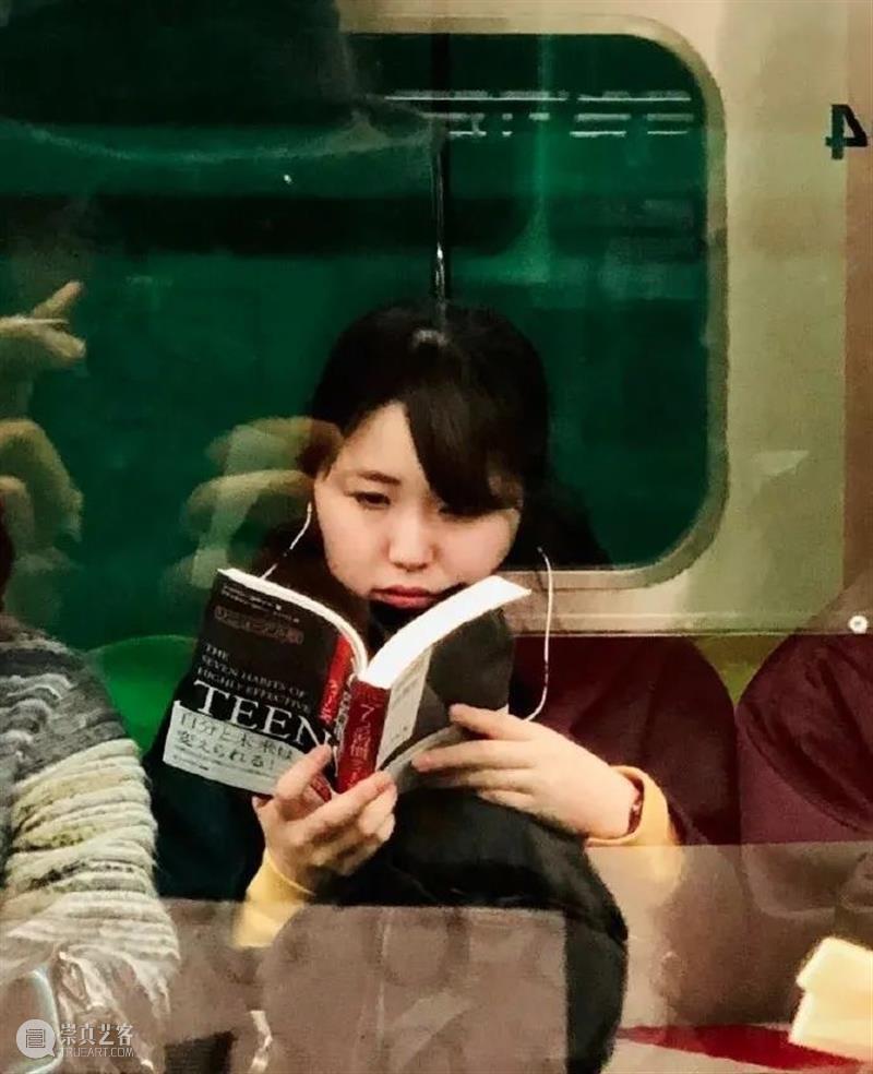 READ IT ANYTIME｜阅读照亮世界 世界 READ read anytime Reader feng 阅读者 WORLD简枫 世界的阅读者 作者 崇真艺客