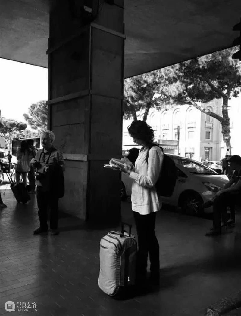 READ IT ANYTIME|阅读照亮世界 世界 READ read anytime Reader feng 阅读者 WORLD简枫 世界的阅读者 作者 崇真艺客