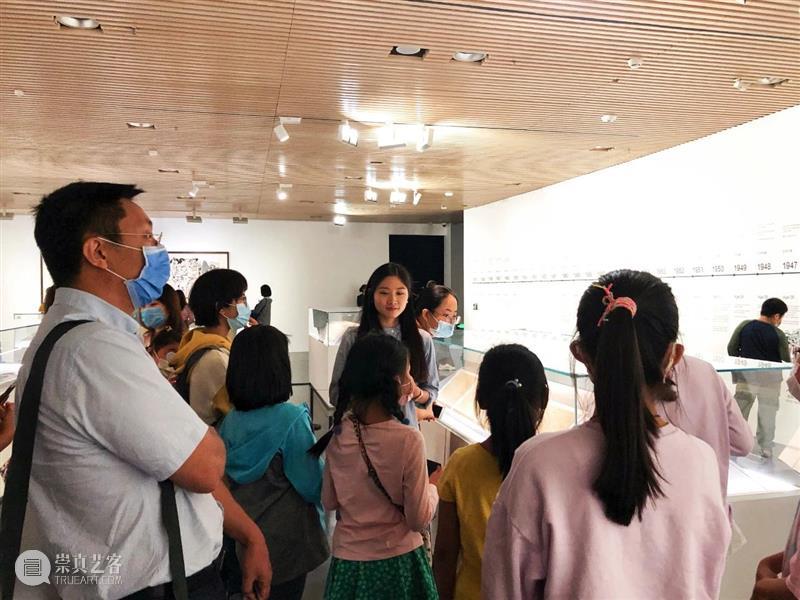 【手作之美】第39期课程回顾 | 亲子活动 · 设计“吴冠中艺术展”小小海报 手作 课程 吴冠中 艺术展 海报 亲子 活动 创意 意趣 清华 崇真艺客