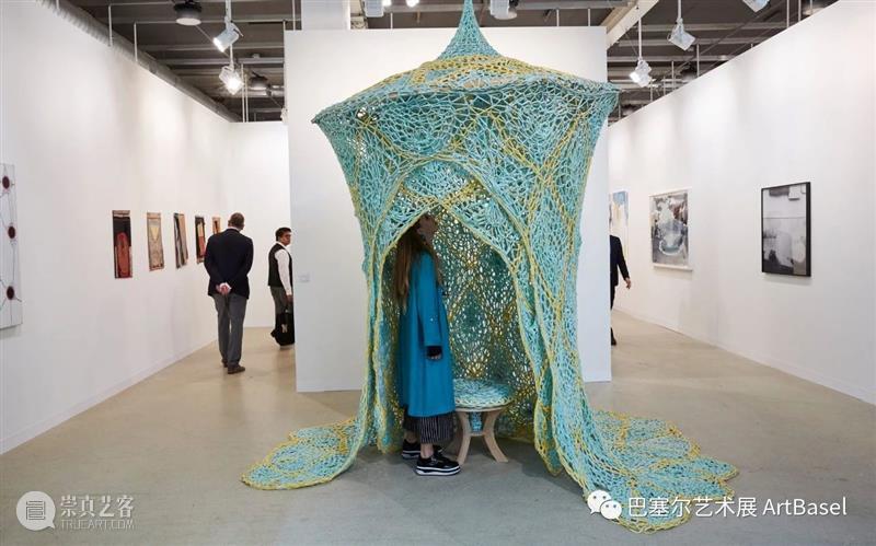 巴西艺术家Ernesto Neto“自带香气”的雕塑作品 艺术家 巴西 雕塑 作品 香气 Ernesto 埃内斯托·内托 图片 Hetzler 艺廊 崇真艺客