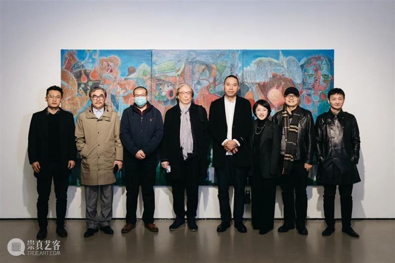 早年间捕蛇奇人，三里屯画尽人间百态，刘国义“今日”呈现个展“幻与弦” 刘国义 个展 早年 奇人 三里屯 人间 百态 名称 策展人 王春辰 崇真艺客