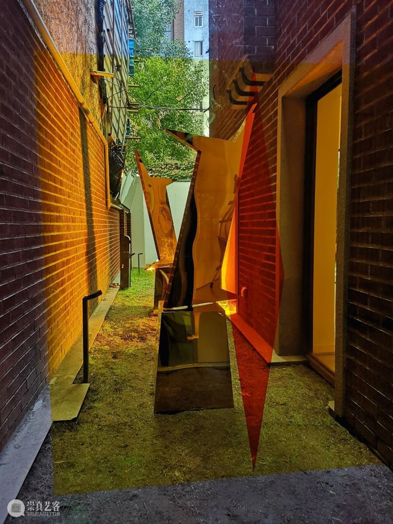 《云端》艺术展作品展：王智一作品赏析 王智 作品 云端 艺术展 作品展 阿波罗 年代 尺寸 材质 激光 崇真艺客