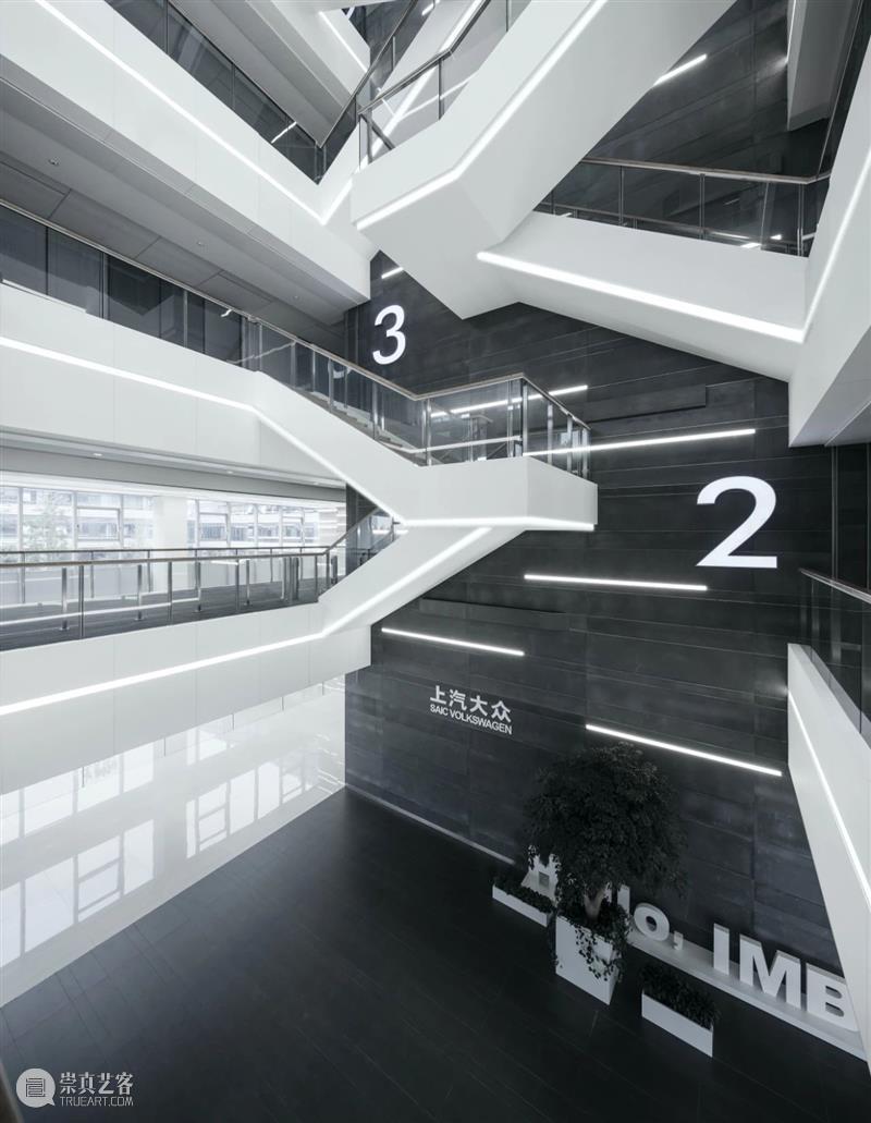 ​上汽大众汽车有限公司技术管理中心二期 / B+H Architects 上汽大众汽车有限公司 技术 中心 胡义杰 上海市 嘉定区 于田工业园区 员工 空间 会议室 崇真艺客