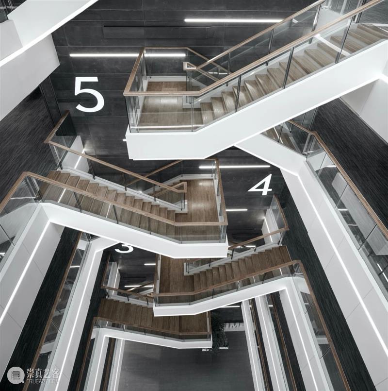 ​上汽大众汽车有限公司技术管理中心二期 / B+H Architects 上汽大众汽车有限公司 技术 中心 胡义杰 上海市 嘉定区 于田工业园区 员工 空间 会议室 崇真艺客