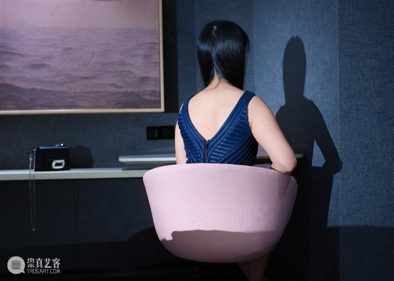 隔离在家你能创作什么？汪雪涯专访 | 三影堂厦门 汪雪涯 厦门 个展 私人 剧场 三影堂厦门摄影艺术中心 艺术家 汪雪涯策展人 肖瑞昀 展期 崇真艺客