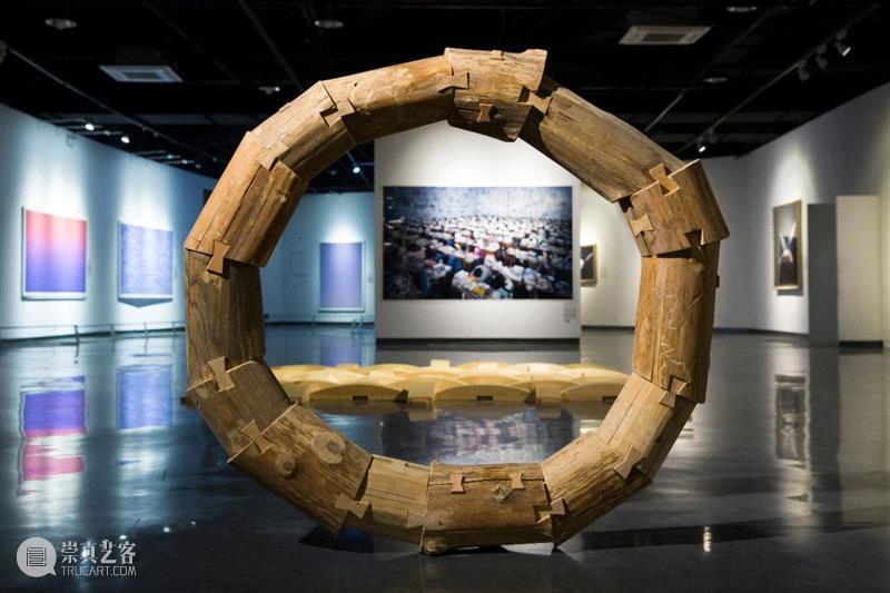 超级课堂 | 观展有感,受益良多 课堂 观展 武汉科技大学 艺术 学子 美术馆 馆内 武汉 系列 观后感 崇真艺客