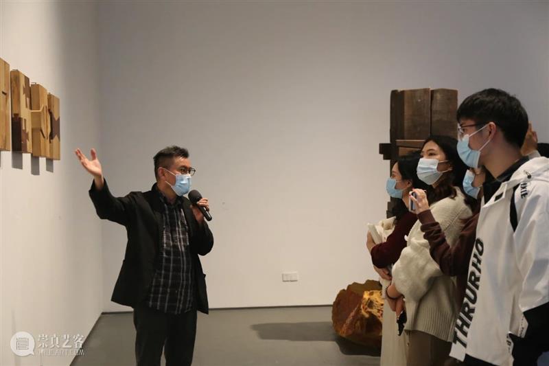 超级课堂 | 观展有感,受益良多 课堂 观展 武汉科技大学 艺术 学子 美术馆 馆内 武汉 系列 观后感 崇真艺客