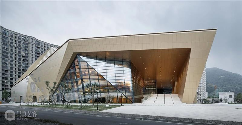 三门剧院 / 浙江大学建筑设计研究院 视频资讯 ADCNews 剧院 浙江大学建筑设计研究院 章鱼 工作室 项目 三门县 行政 文化 中心 多功能 崇真艺客