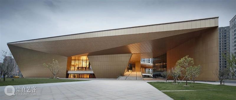 三门剧院 / 浙江大学建筑设计研究院 视频资讯 ADCNews 剧院 浙江大学建筑设计研究院 章鱼 工作室 项目 三门县 行政 文化 中心 多功能 崇真艺客