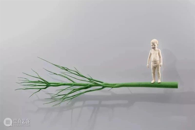 雕塑|这样的木雕作品以最出乎意料的方式将人物和事物融合在一起  中国舞台美术学会 作品 雕塑 木雕 方式 人物 事物 上方 中国舞台美术学会 右上 星标 崇真艺客