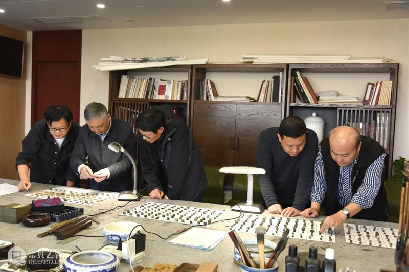 西泠印社接收自改革开放以来最大规模藏品捐赠 西泠印社 藏品 以来 规模 党委 副书记 常务 秘书长 社委会 副主任 崇真艺客
