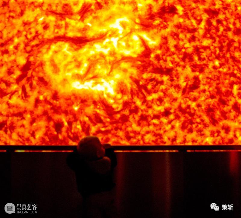 分享观点 | 这样的「展览 」四不像 四不像 观点 天体 知识 科学 艺术展 入口 主题 装置 数百根 崇真艺客